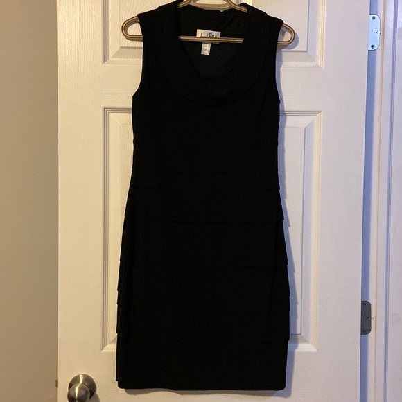 Like New Joseph Ribkoff tiered dress - Picture 1 of 4